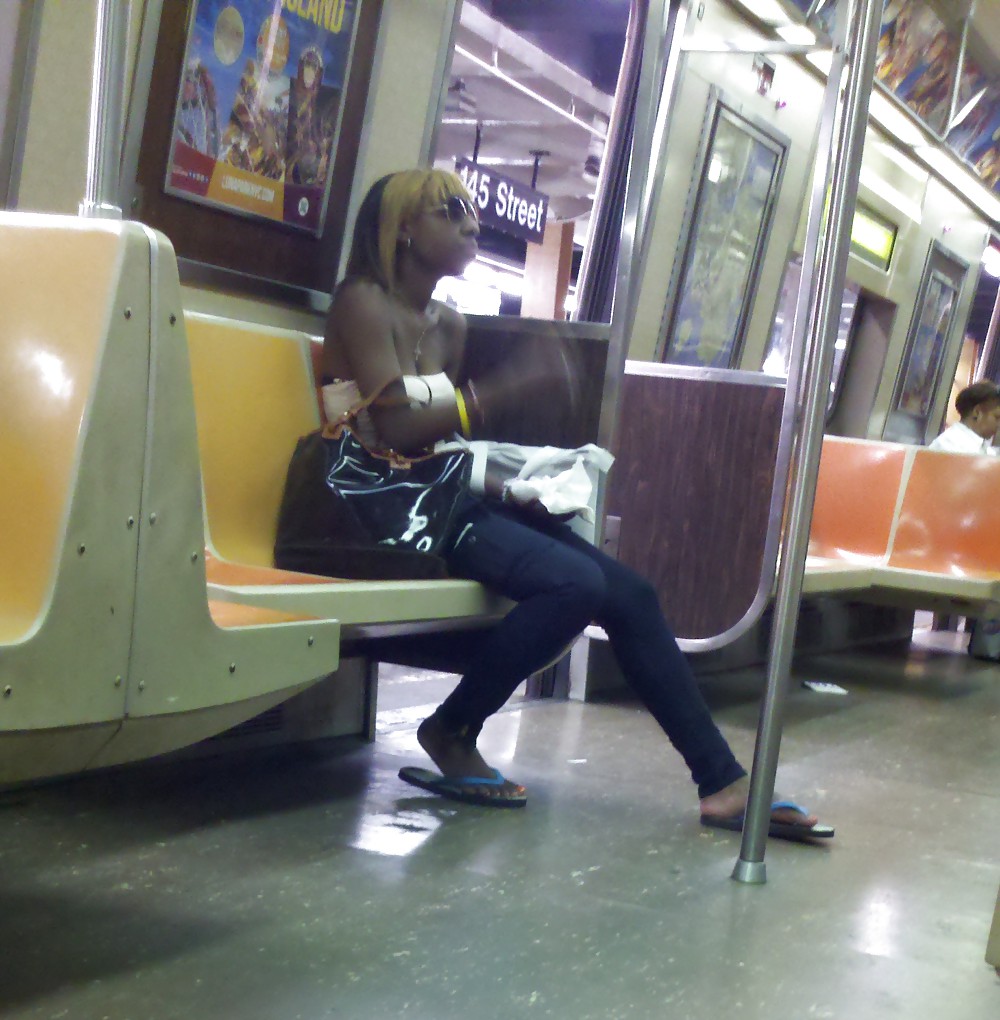 ニューヨークの地下鉄の女の子12 - 黒のレディー・ガガ
 #5789052
