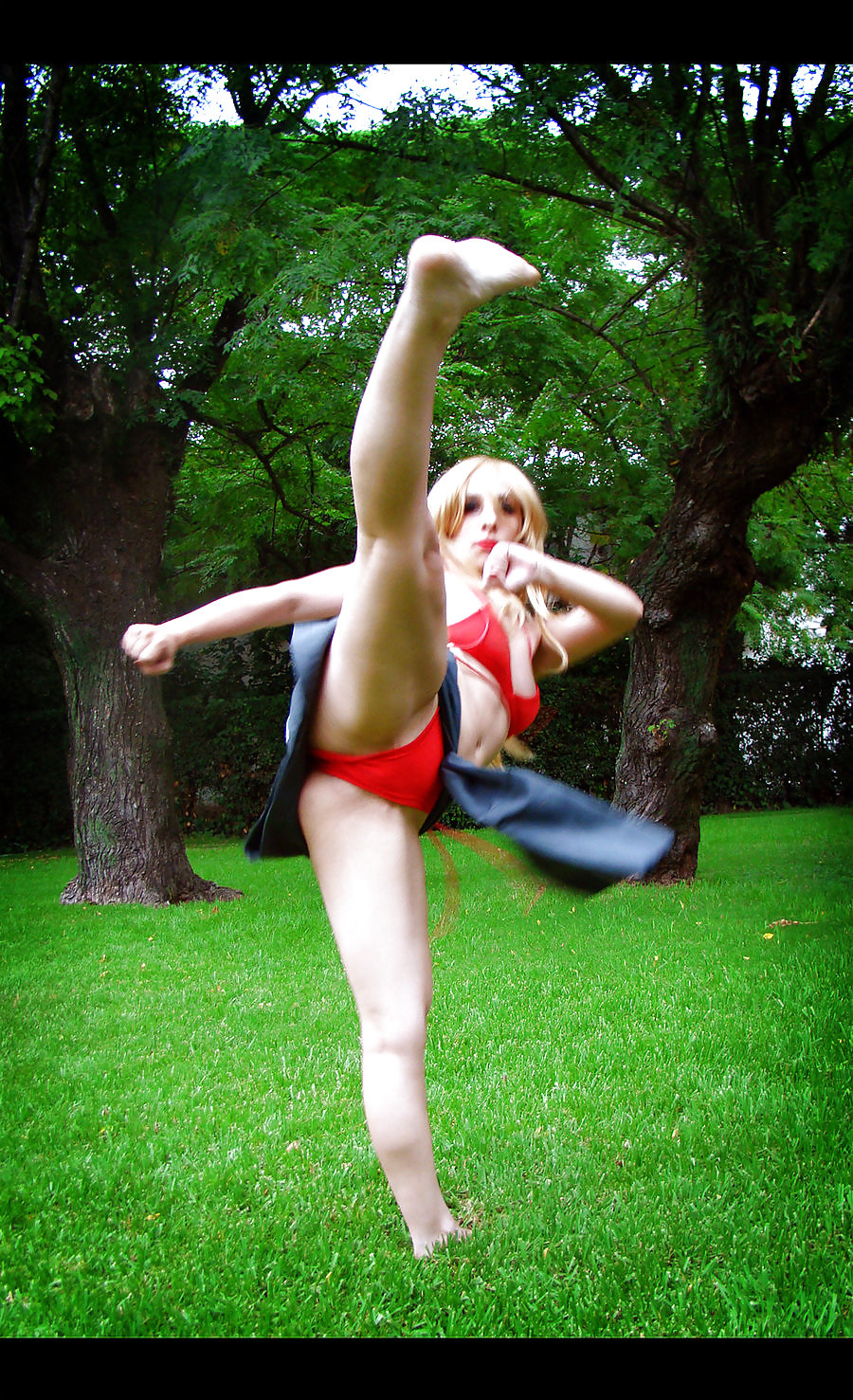 カラテガール
 #22295170