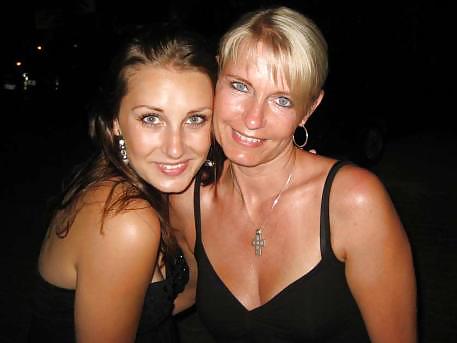 Mothers and Daughters #4574145