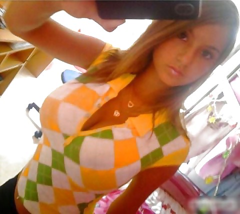 Teen Facebook Selfshots - Real Amatuers #14017243