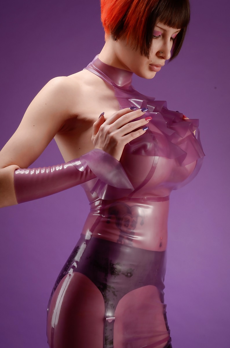 巨乳のタトゥー女
 #20888065