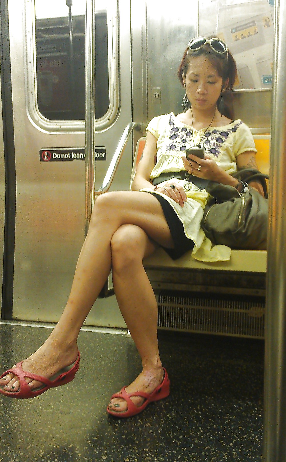 New York Subway Asiatische Mädchen Express-Linie #22394731