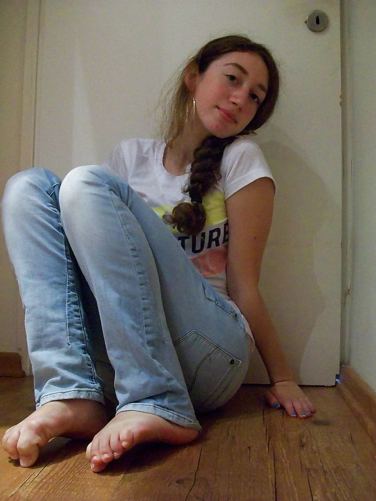 Tight Jeans #8801801