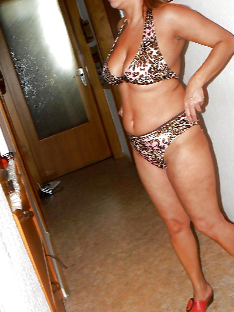 Moms and Aunts #9561006