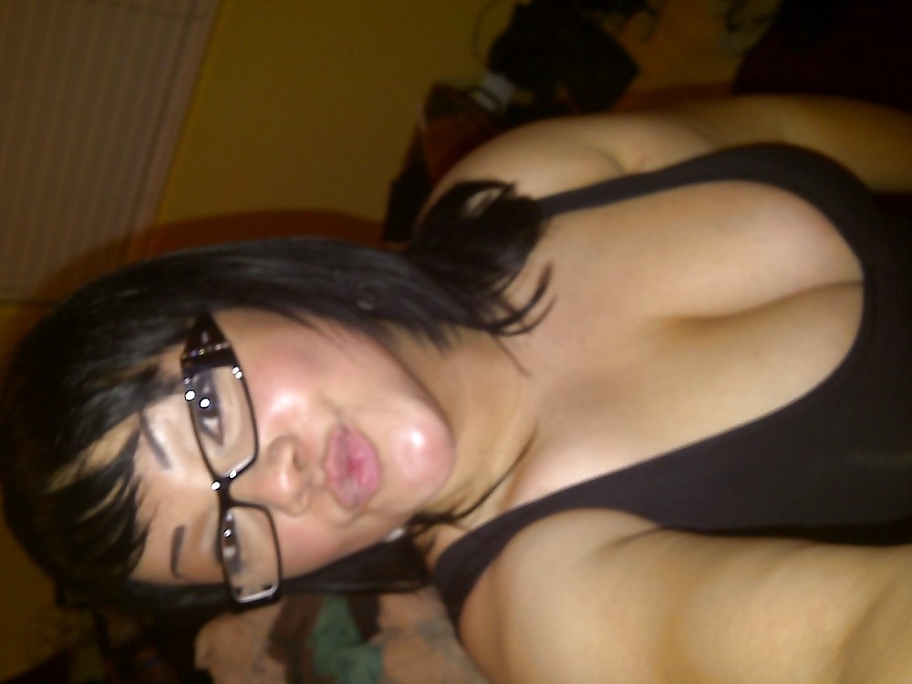 SmutDates Username 'Dannia0022' #10500752
