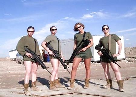 Donne militari
 #1141558