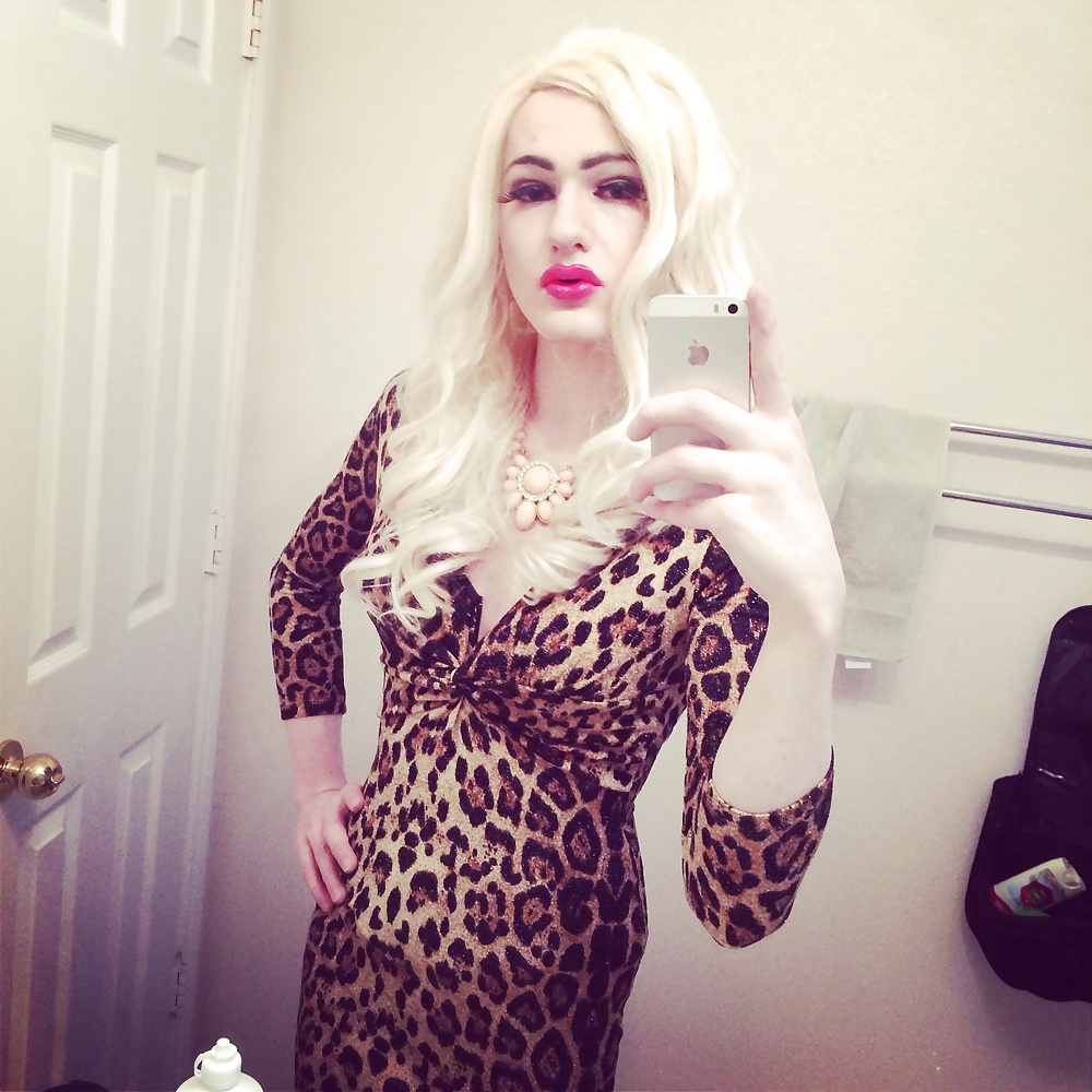 Sexy little me
 #16385808