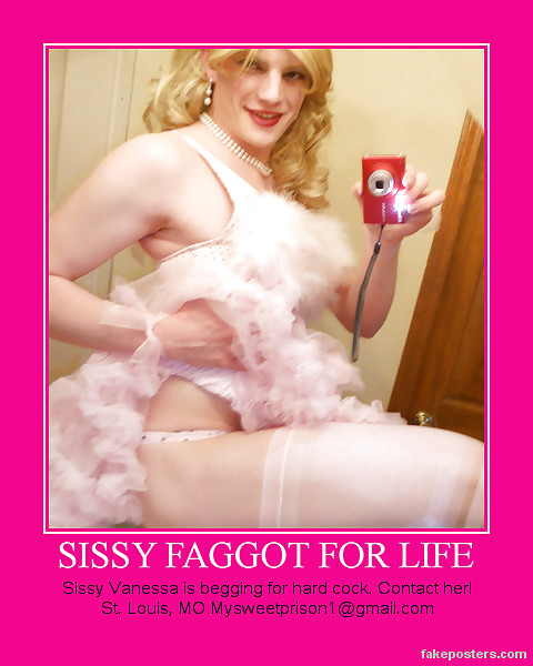 Sissy faggot vanessa バッジとポスター
 #15072889