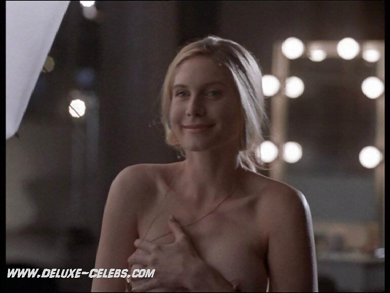 ELIZABETH MITCHELL in GIA #20367576