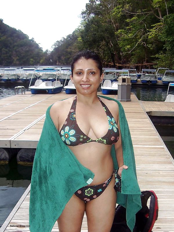 Unknown NRI Hot Milf #6188350