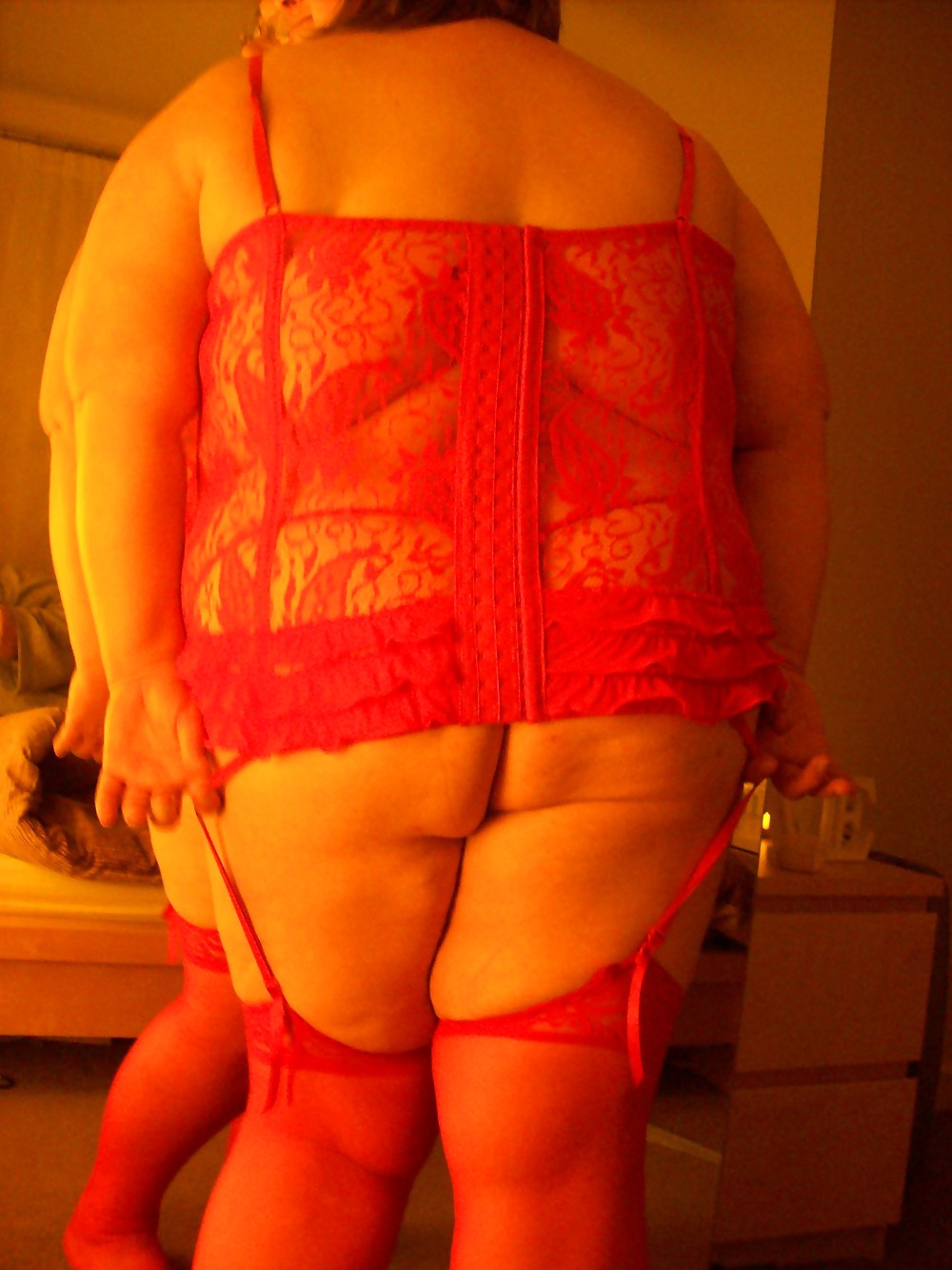 Though-provoking Crimson Basque