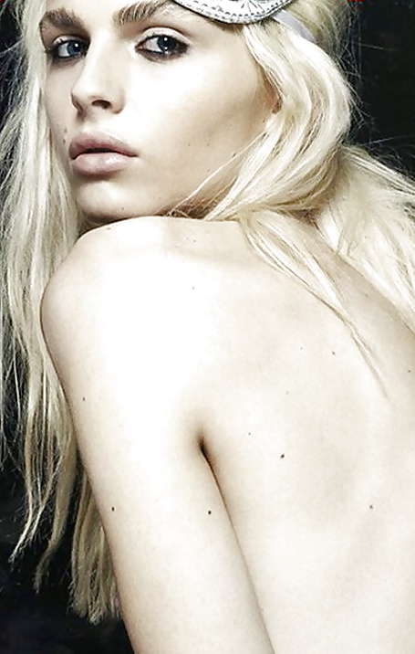 Beautiful Andrewgyne Model by TROC #10170937