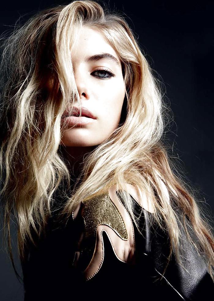 Beautiful Andrewgyne Model by TROC #10171006