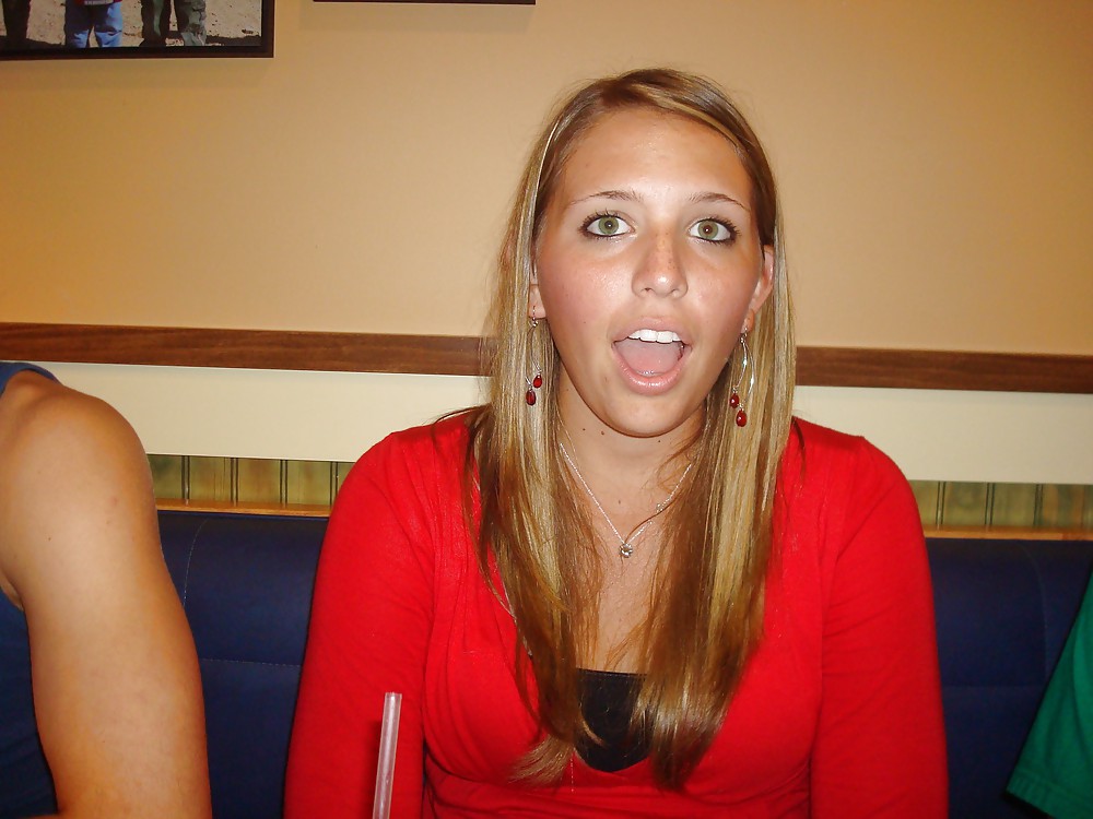 淫らなティーンの広いお尻
 #12708209