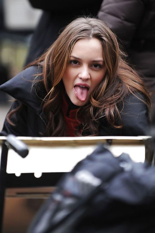 Leighton meester
 #2722005