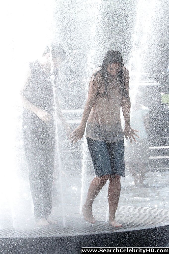 Katie Holmes Wet T-Shirt And See-Through Pokies #18679367