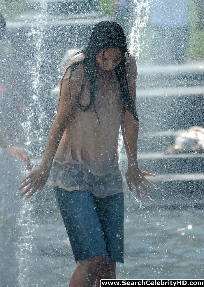 Katie Holmes Wet T-Shirt And See-Through Pokies #18679433