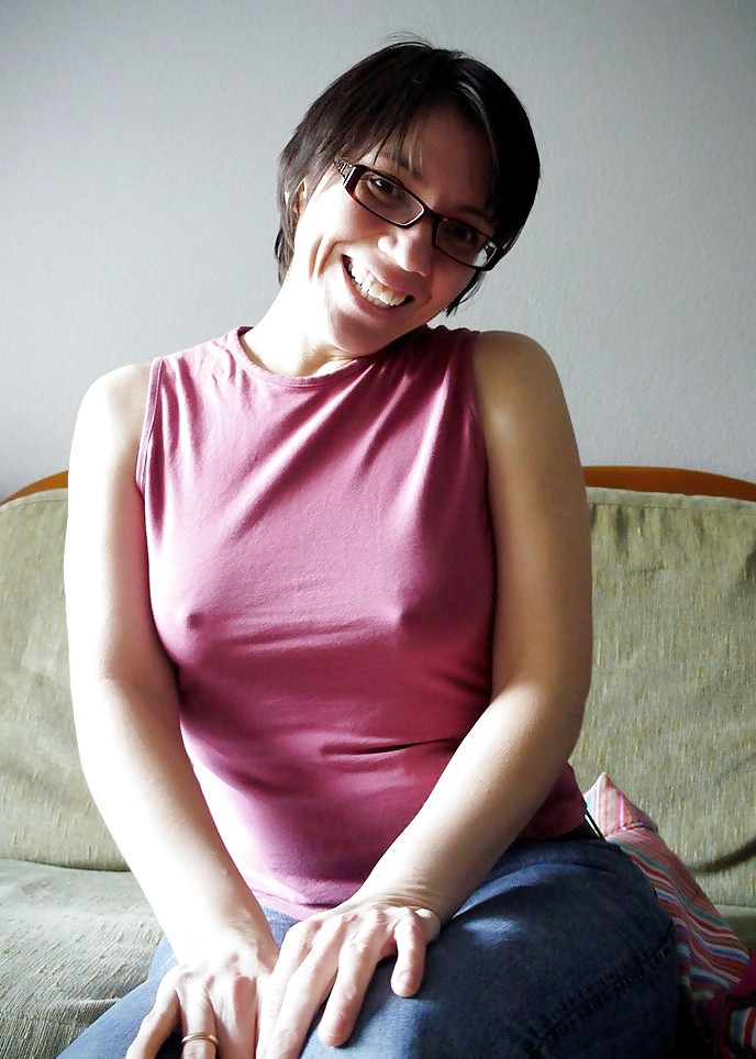 Braless 111. #9610479