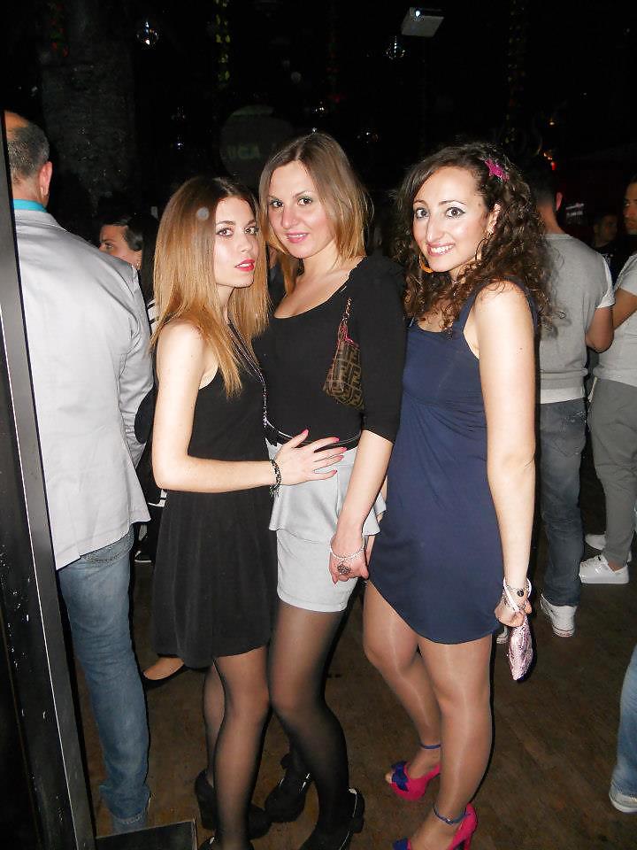 Puttanelle allo sbaraglio
 #19795676