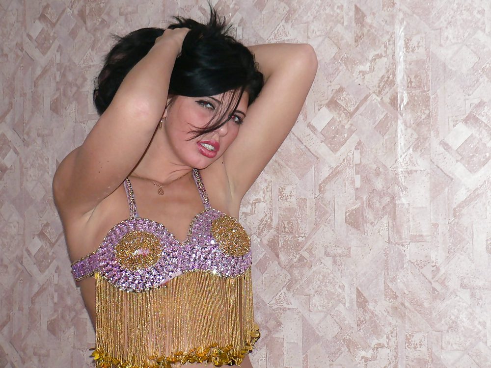 Stunning-wife
 #10661320