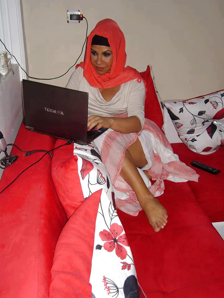 Arabisch-muslimischen Türkischen Turban-Hijab #16394124