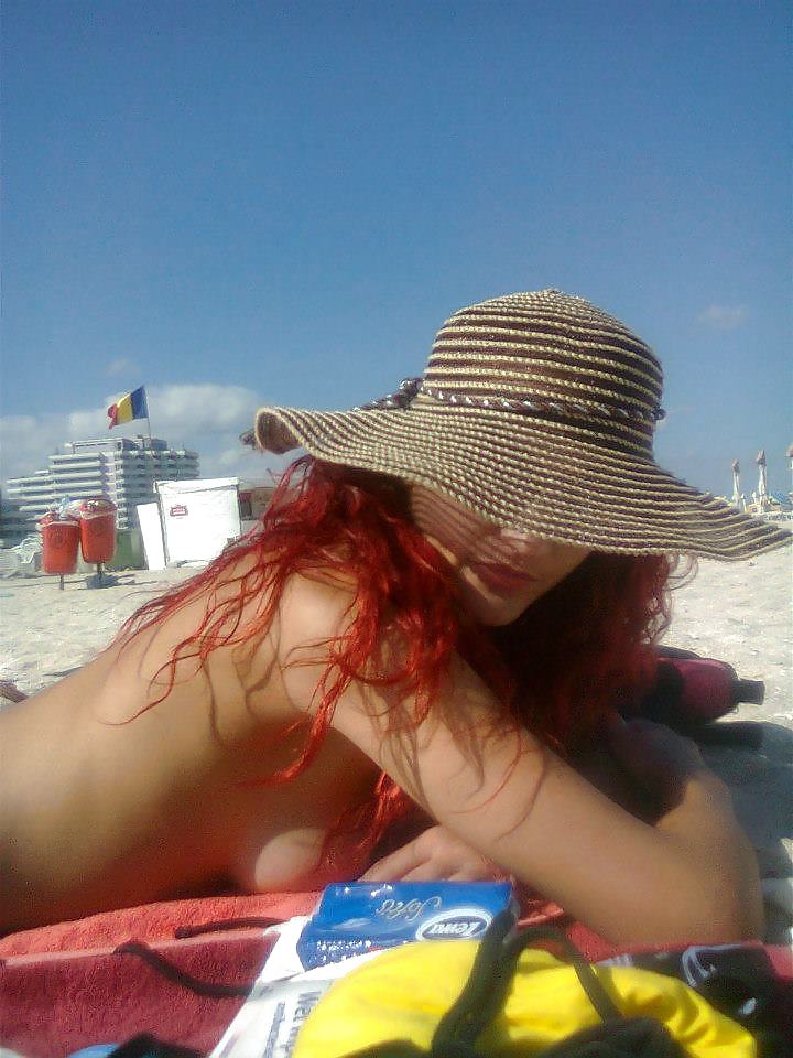 ルーマニアのティーン：シモナ
 #17009343