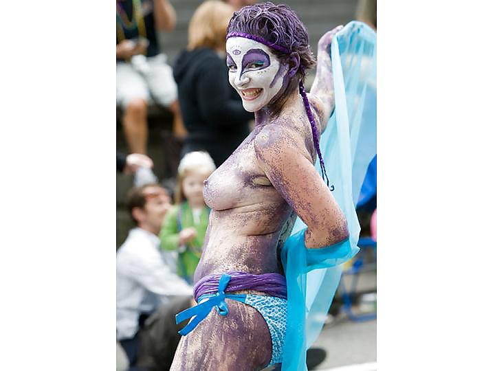 Nude Painted Ladies in Public Fetish Gallery 6 #22153785