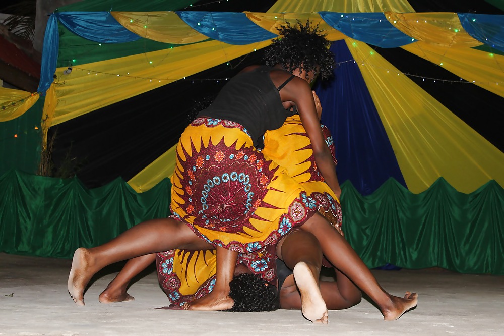 Tanzania Amazing Dance girls #18834126