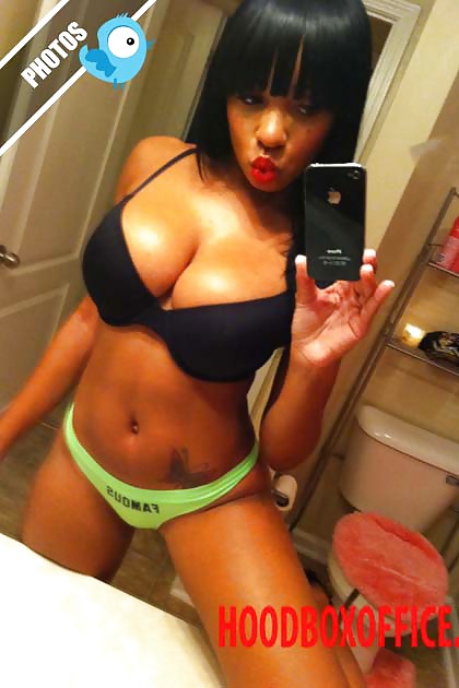 Hoe realmente dejar que esta polla todo en el pequeño coño
 #7218136