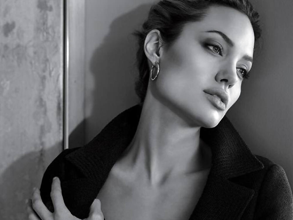 Angelina Jolie #8143797