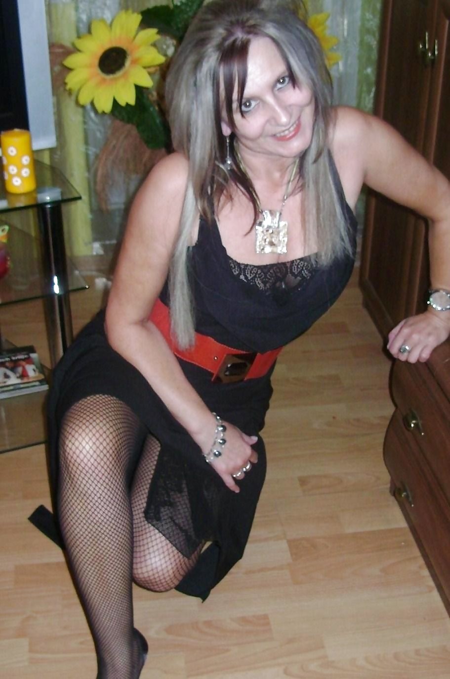 Hotlegs-sexy amateur mature1 #4016896