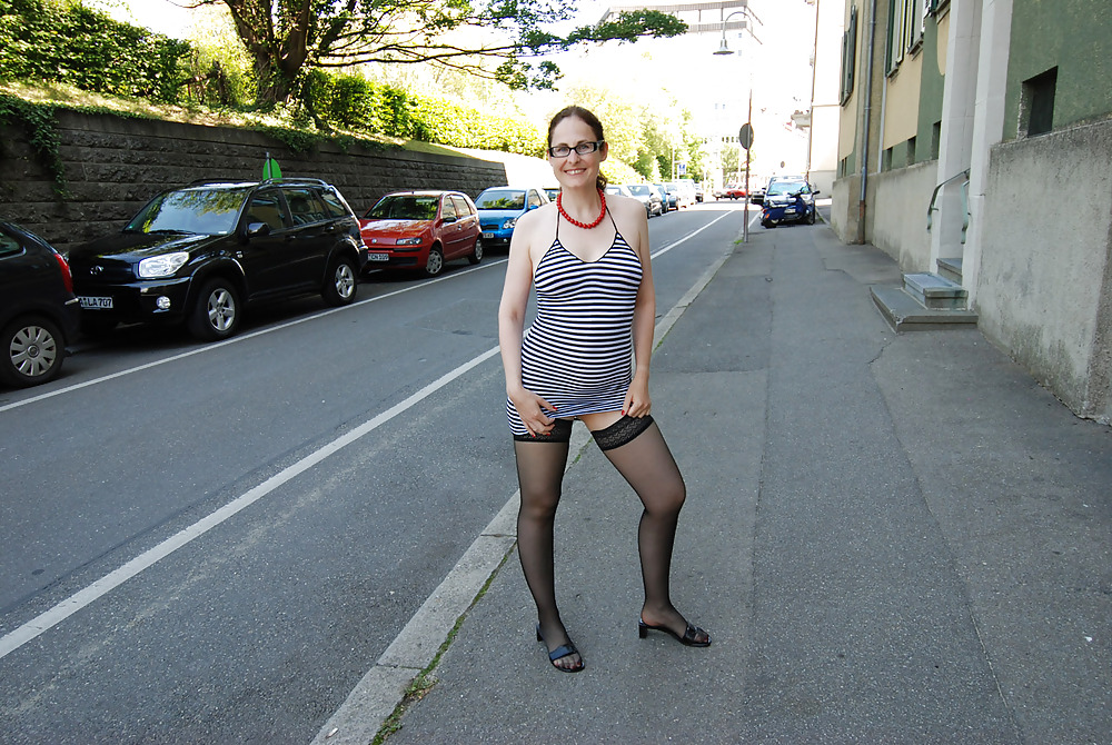 Spaziergang in geilem Outfit , Public walking slut dress #594123