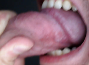 Cock biting 2 #9404121