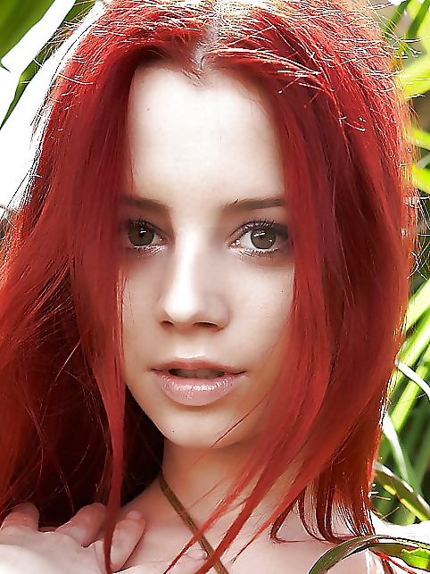 Sexy Redheads I would EAT #8313786