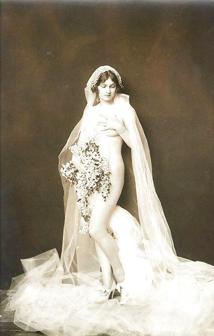 Vintage Erotic Photo Art 10 - Nude Model 7 Brides #6720930