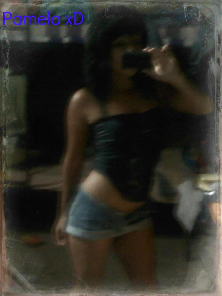 Mujer (amiguitas 20)
 #13108726