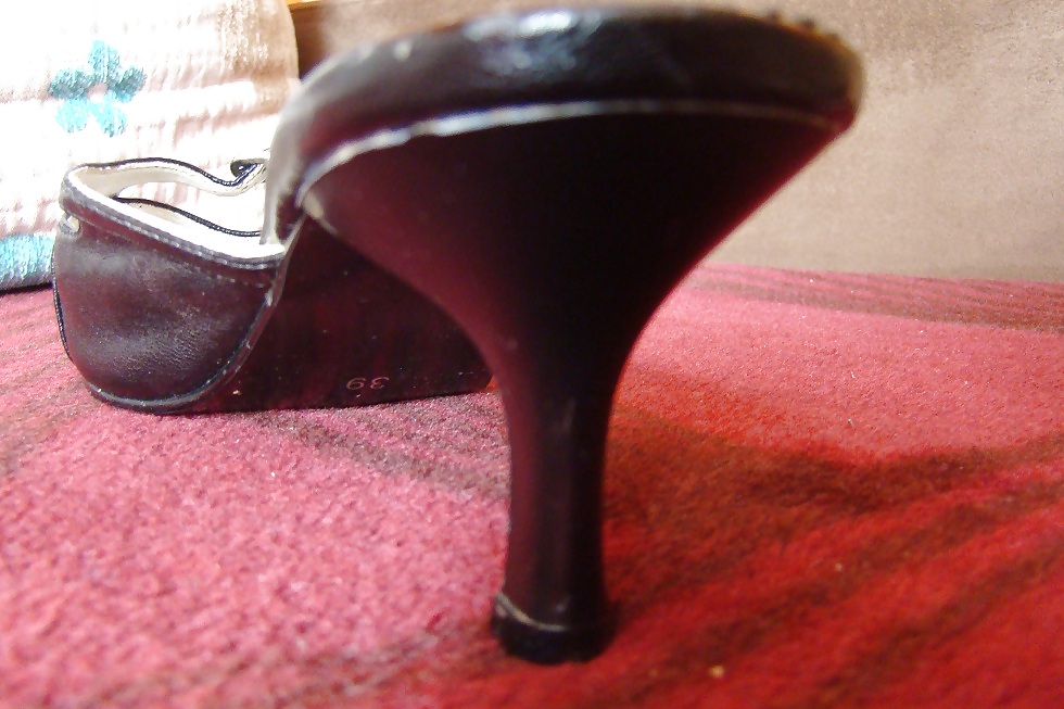 私の45歳の友人が私の甘い無垢な靴を犯した
 #15850363