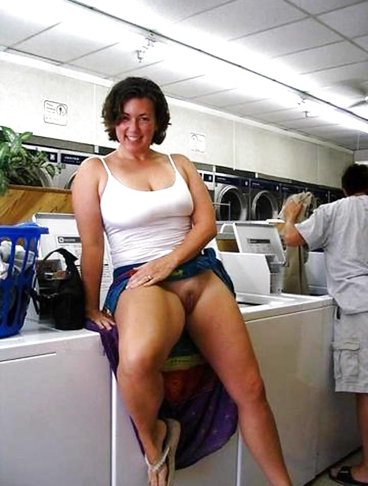 Housewives showing for us #9590573