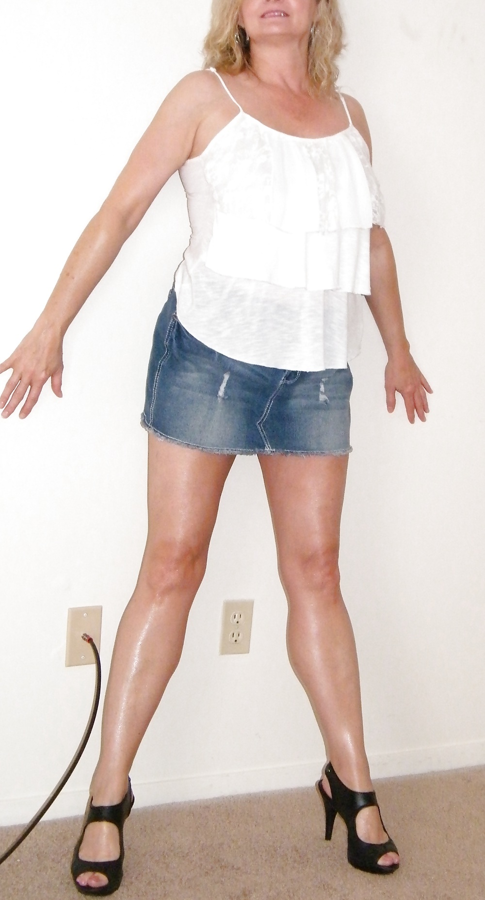 HotwifeTara69 #19030271