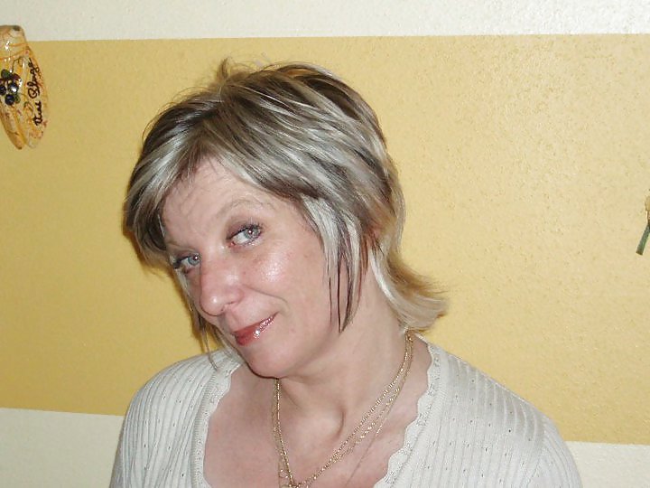 ギレーヌ、ベルフォートの女性ショーデ
 #21193350