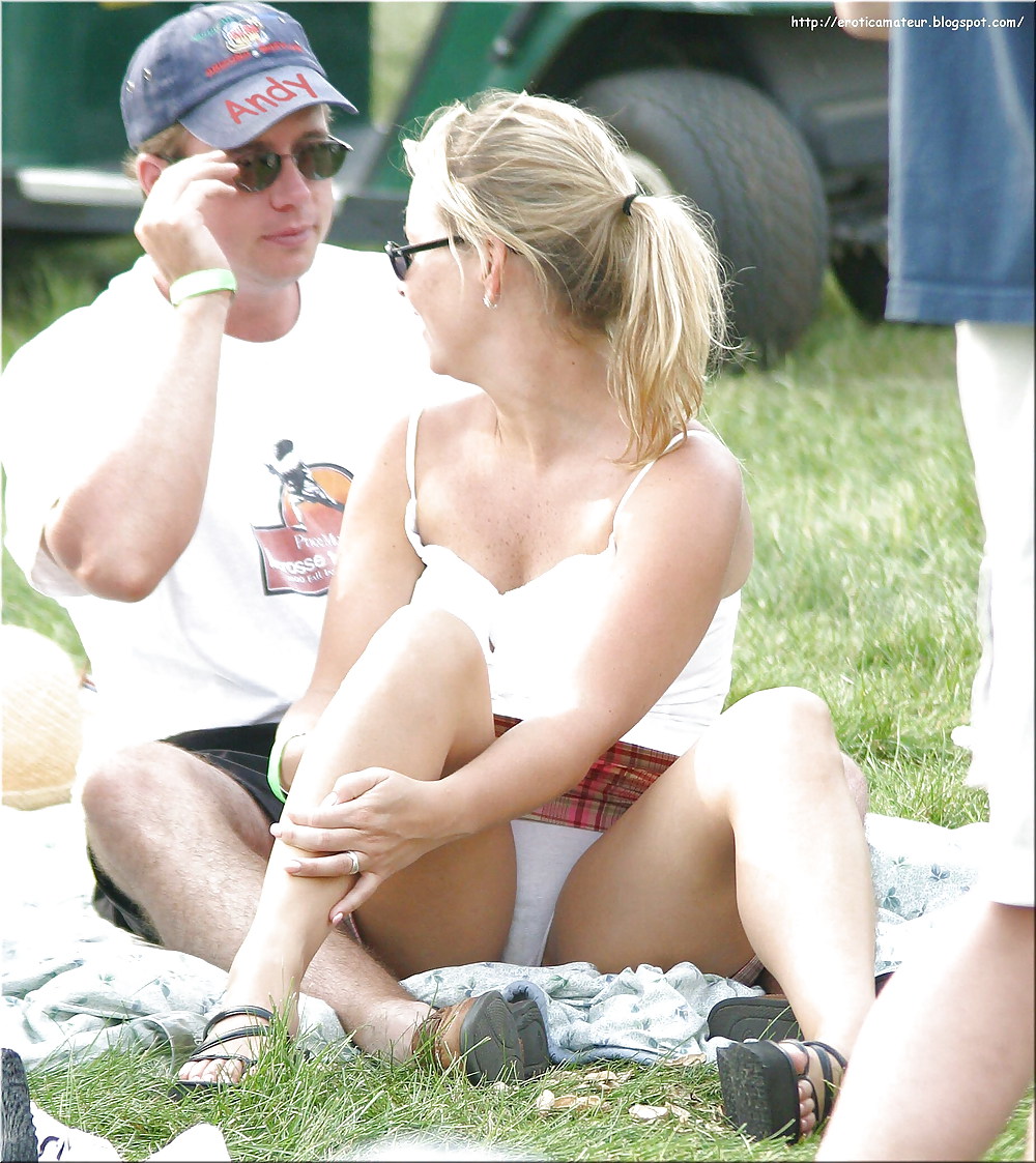 upskirts upshorts 32
 #20016305
