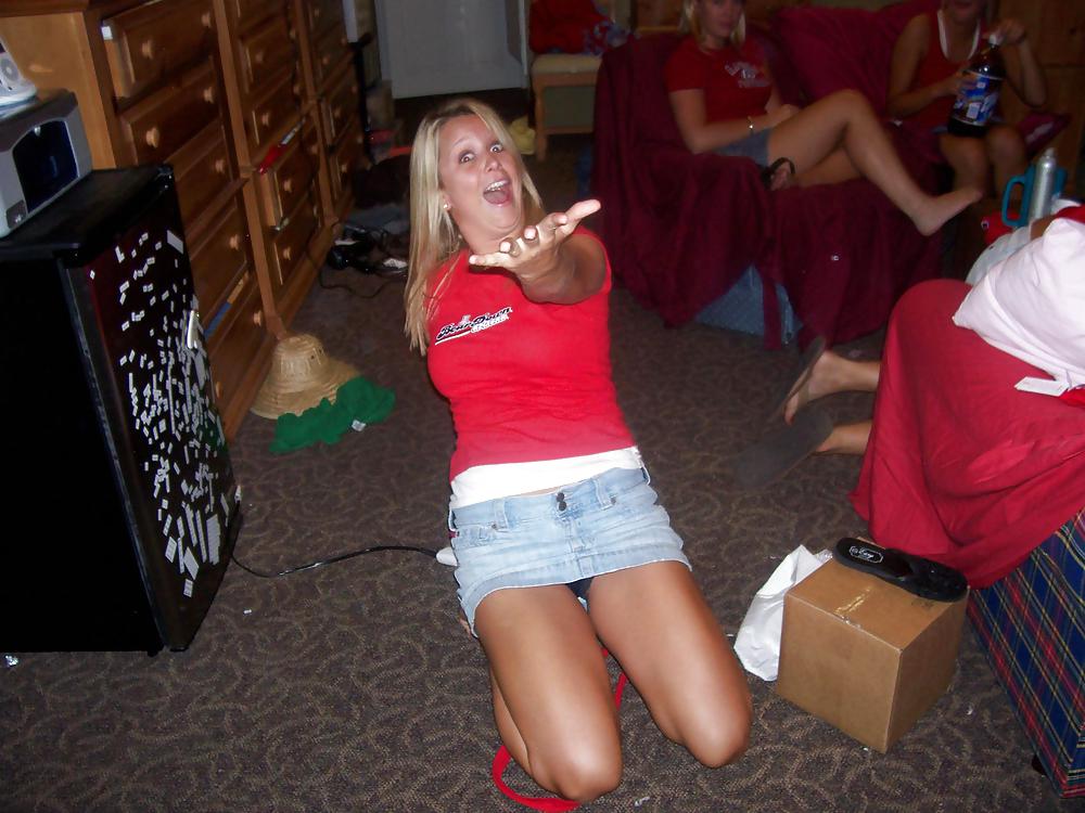 Upskirts upshorts 32 #20016345