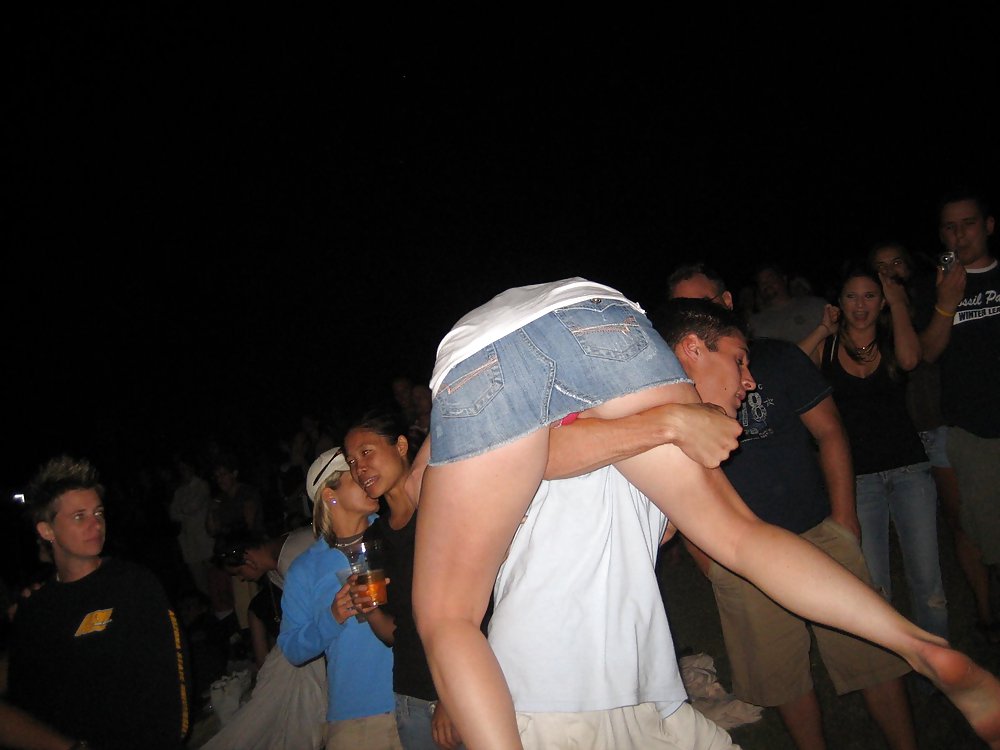 upskirts upshorts 32
 #20016350