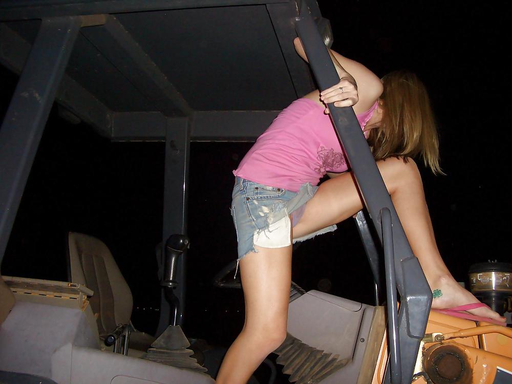 upskirts upshorts 32
 #20016480