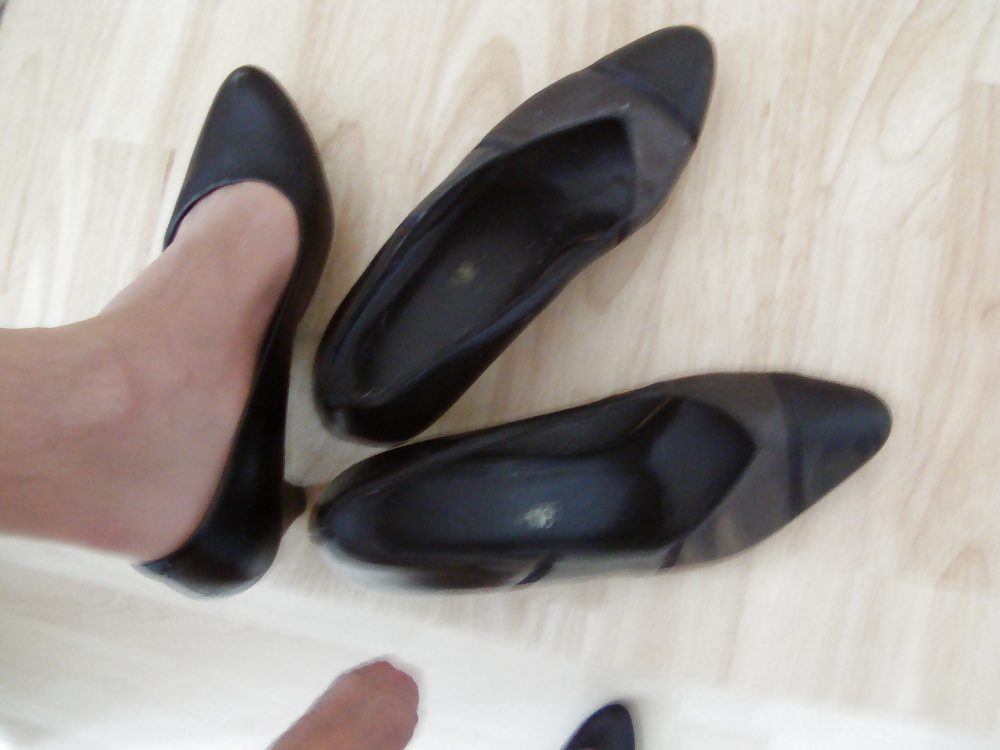 Schuhe der Schwiegermutter besamt #17237126