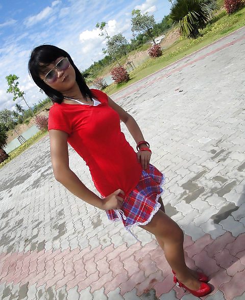 INDONESIA  R E D  #8486726