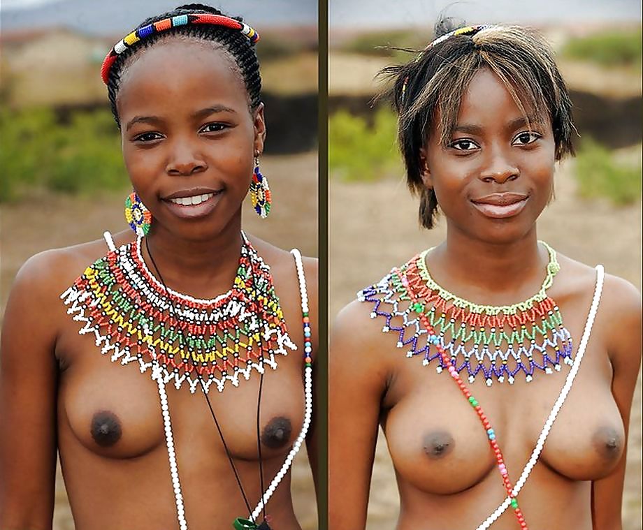 Die Schönheit Afrikas Traditionellen Stammes Mädchen #15967833