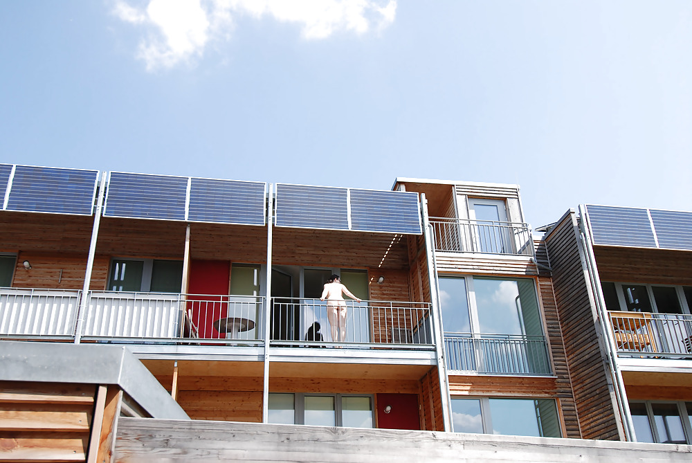 Zeigegeil in der Nachbarschaft , Naked in the neighborhood #4234804