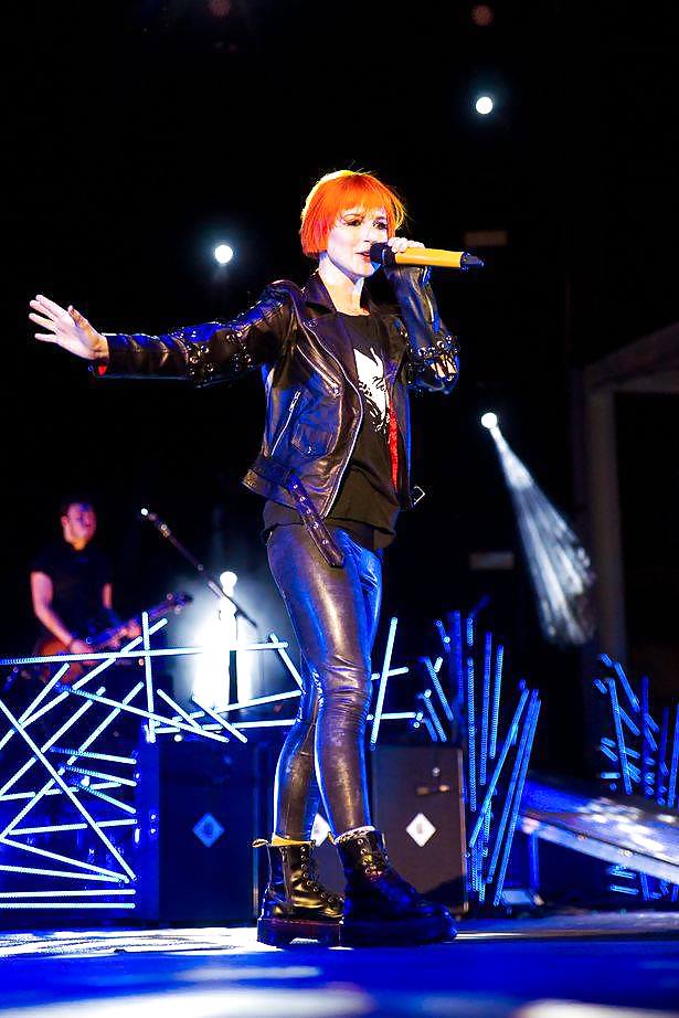 Hayley Williams #22661632