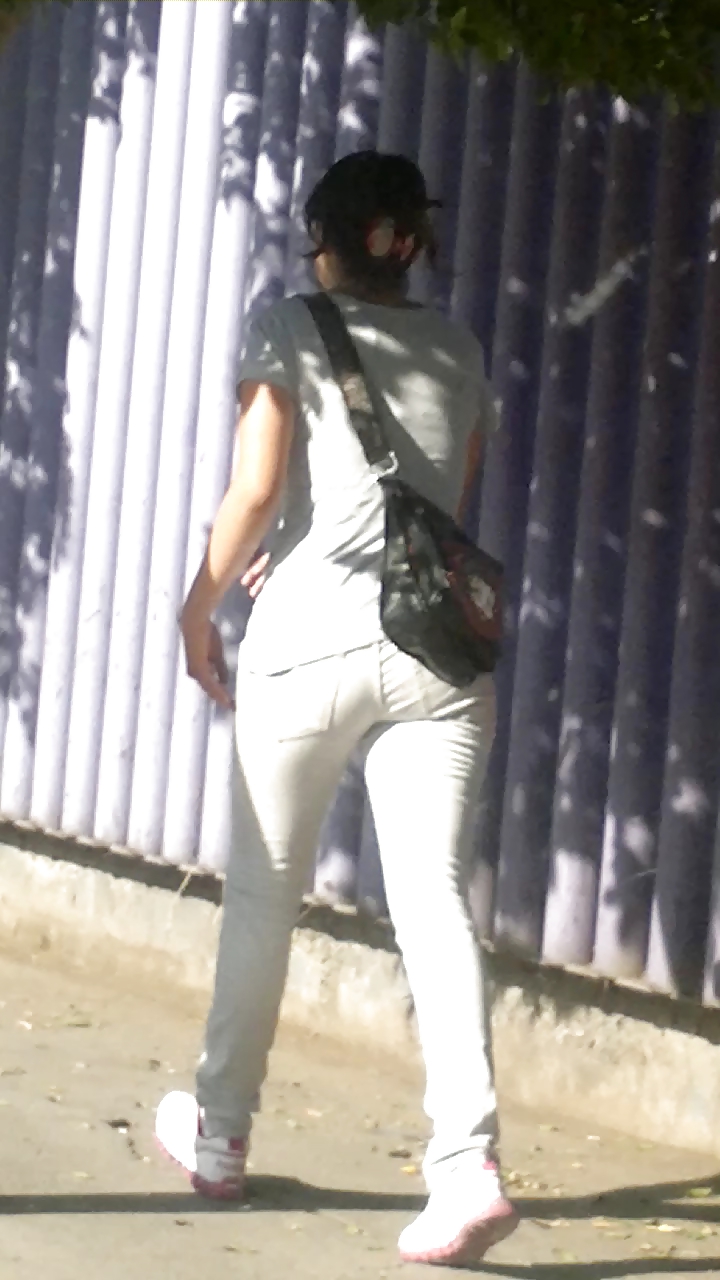 Flashing, exhibicionismo, mostrando el pene en la calle 9 #17642568